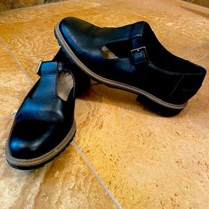 Mary Jane style shoes